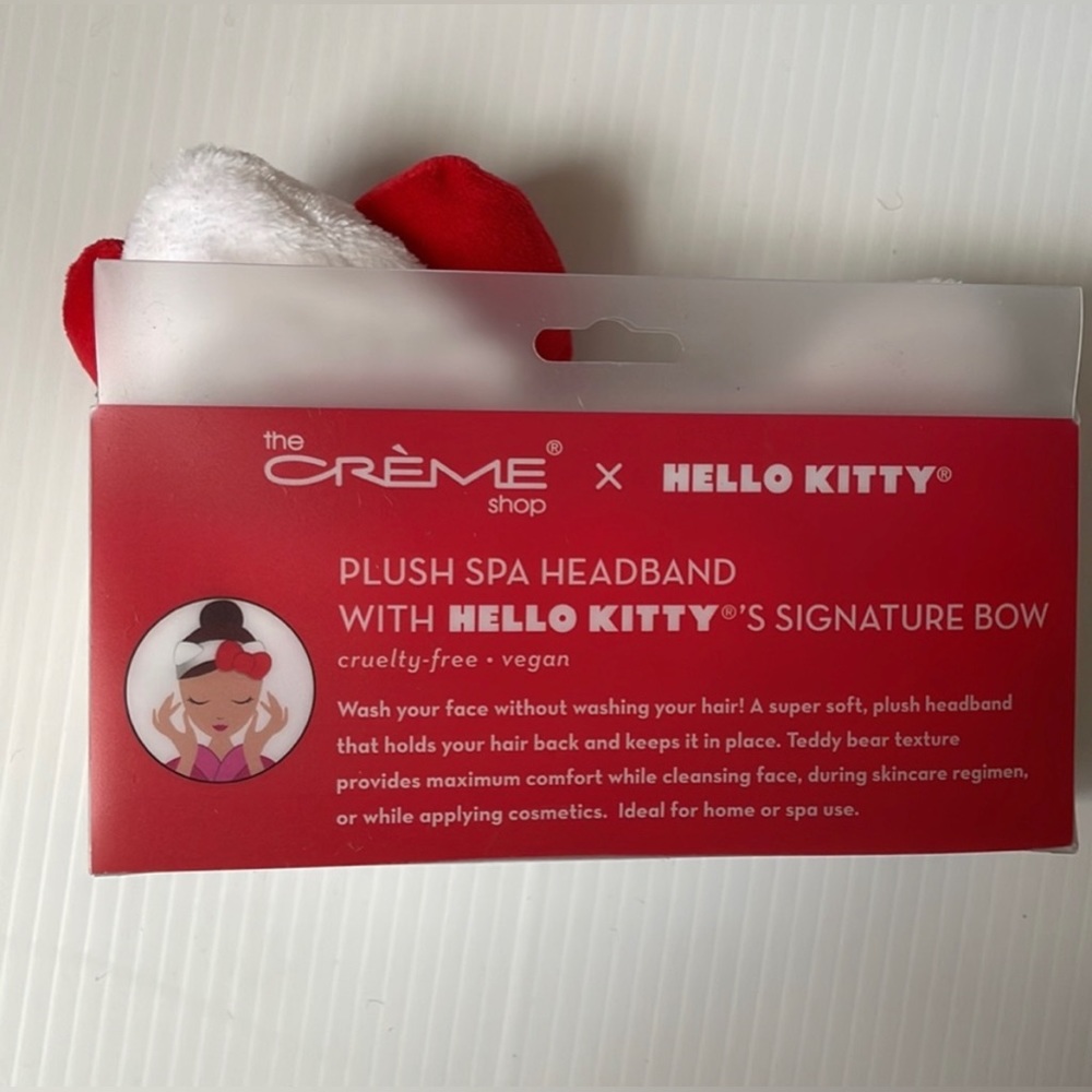 NWT ♥️ Plush Spa Headband with Hello Kitty's Signature Bow - Picture 3 of 4
